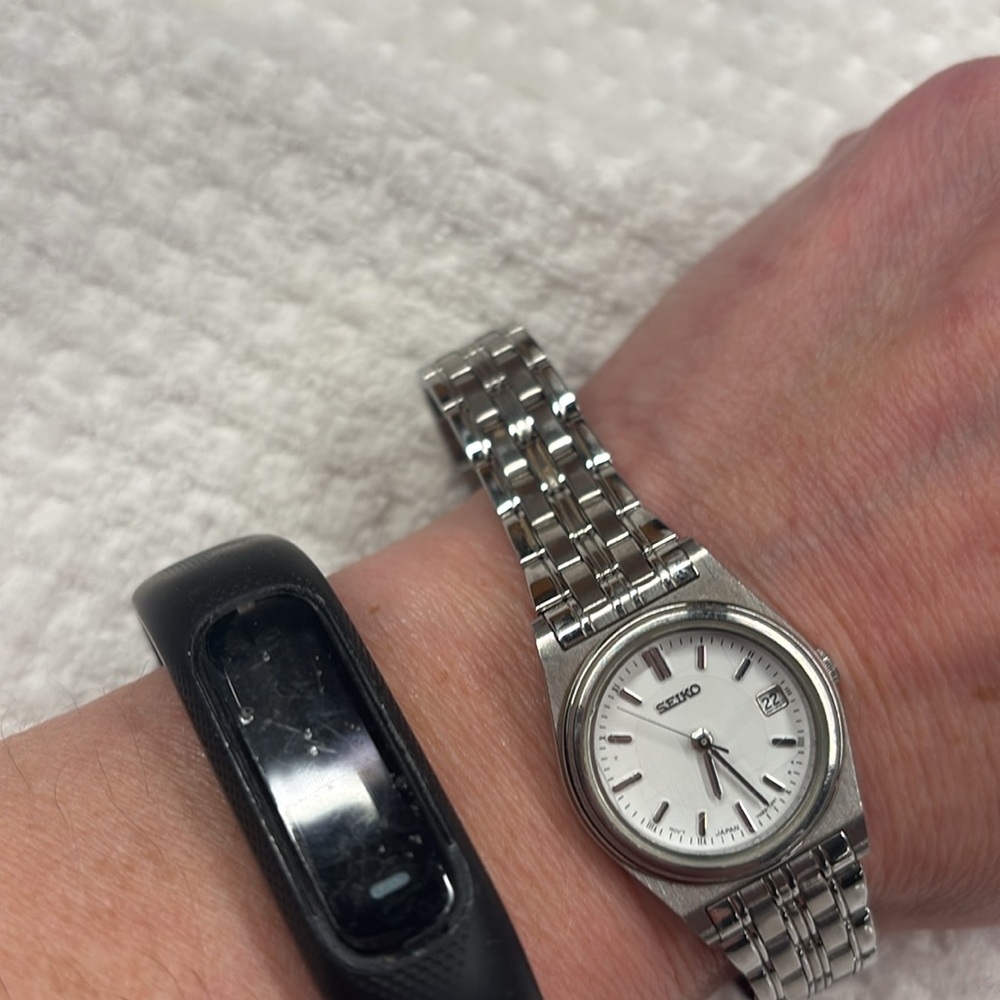 Seiko Women’s Bracelet Watch - Picture 8 of 9